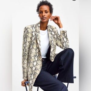 ZARA Basic small snakeskin blazer womens beautiful and sharp